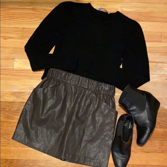 Zara Faux Leather Mini Skirt - Picture 3 of 7